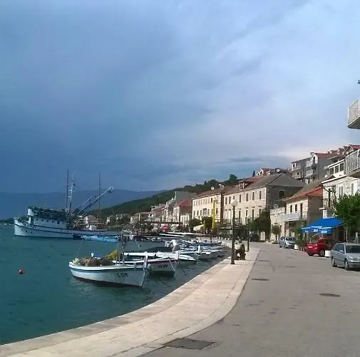 Nada * Povlja (Brac)