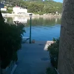 Nada *