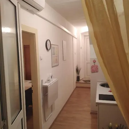 Nada Apartman Povlja